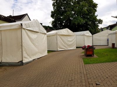 Zelt, Mietzelt, Zeltverleih, Zelt mieten, Festzeltgarnitur, Bierzeltgarnitur, Hussen, Zeltheizung,