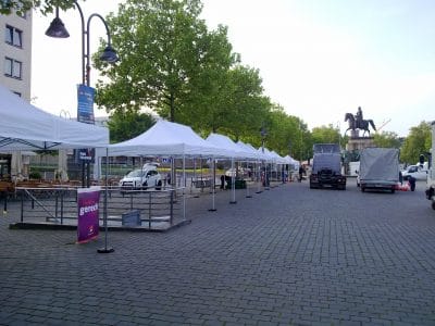 Faltzelt, Schnellbauzelt, Ruck-Zuck-Zelt