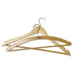 Kleiderbügel aus Holz