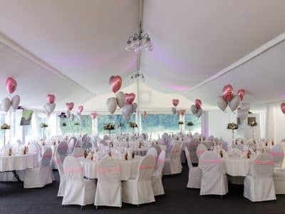 Glatte Deckenverkleidung